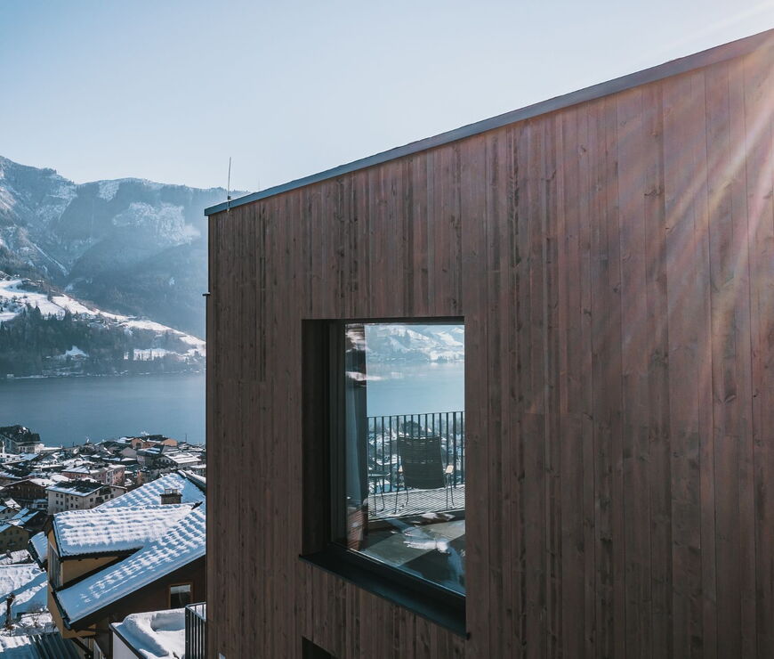 Hotel Nikolaus by AvenidA in Zell am See im Winter